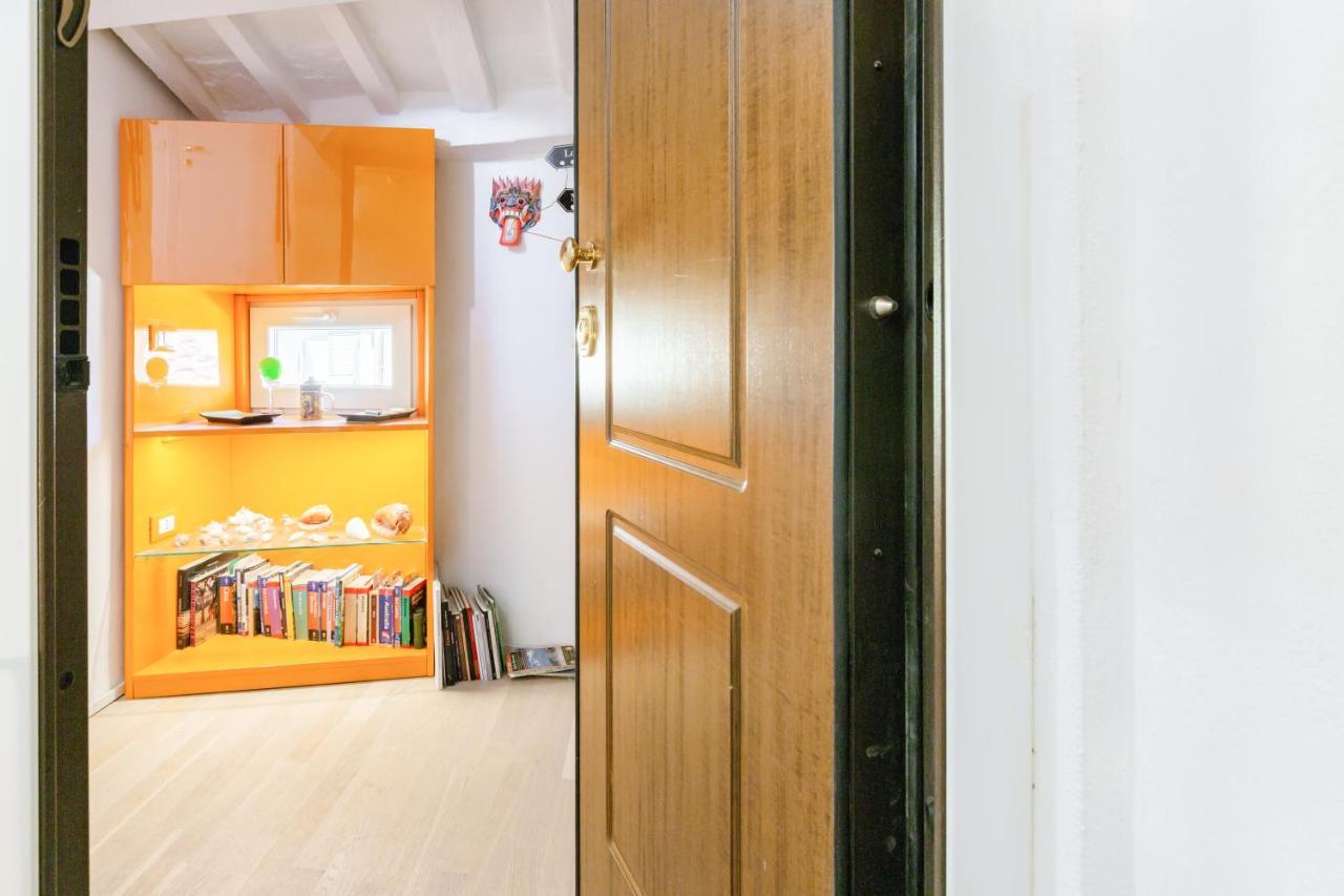 Piazza Dei Cavalieri Orange Attic Apartment Pisa Exterior photo